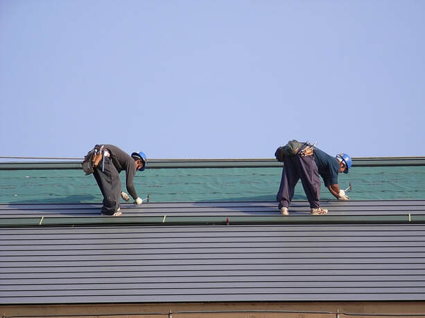 Metal Roof Installation and Repair.